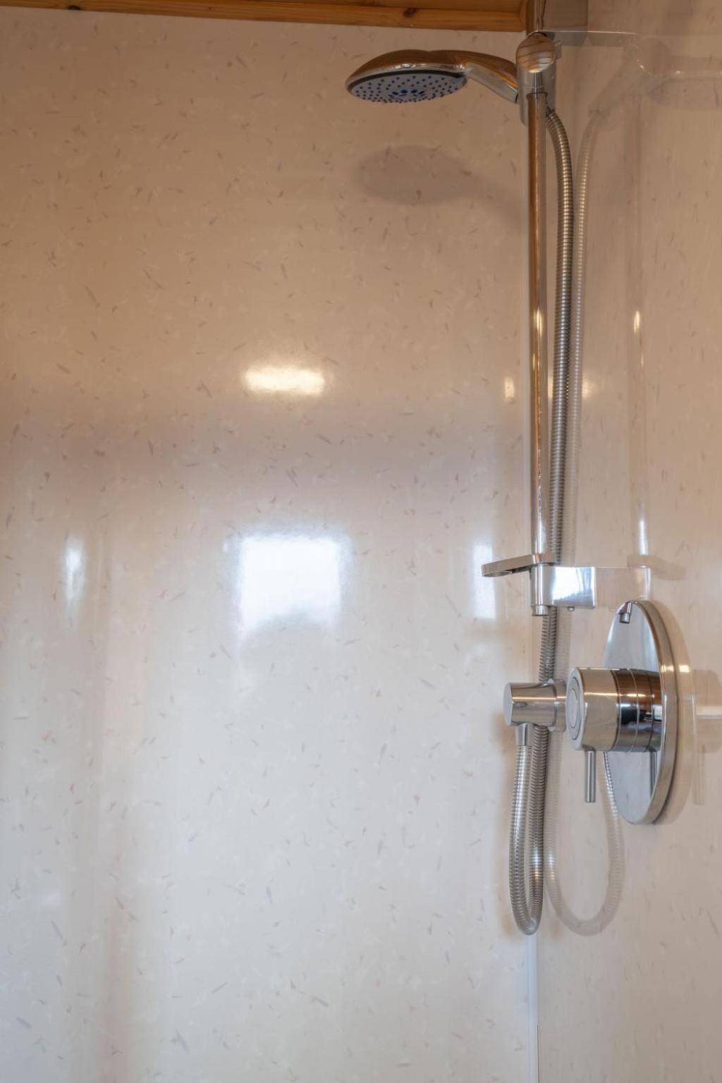 Chalet Loch Leven Lodge 10 By Interhome Kinross Ngoại thất bức ảnh